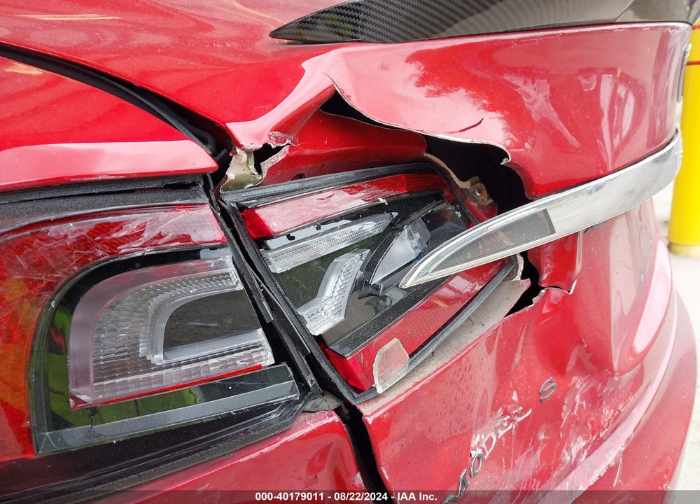 2013 TESLA MODEL S VIN: 5YJSA1CG6DFP17675