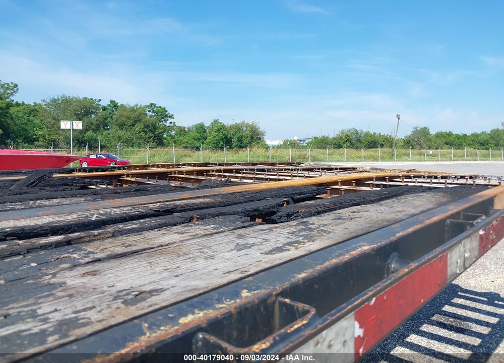 2015 FONTAINE TRAILER CO TRAILER VIN: 13N148209F1571831