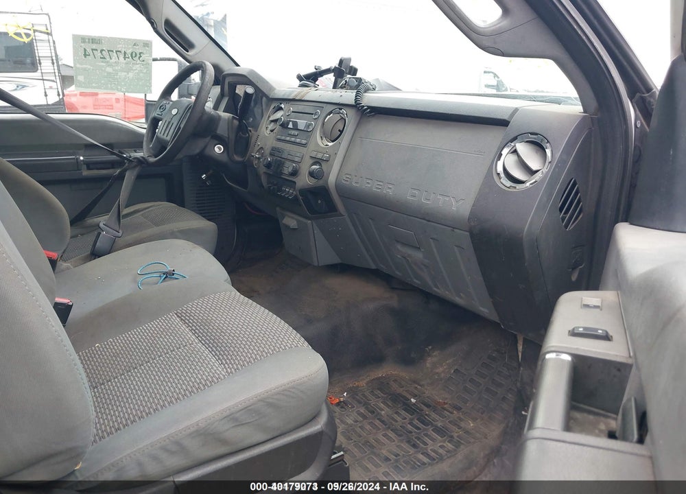 2011 FORD F-550 CHASSIS XLT VIN: 1FDUF5GT6BED05128