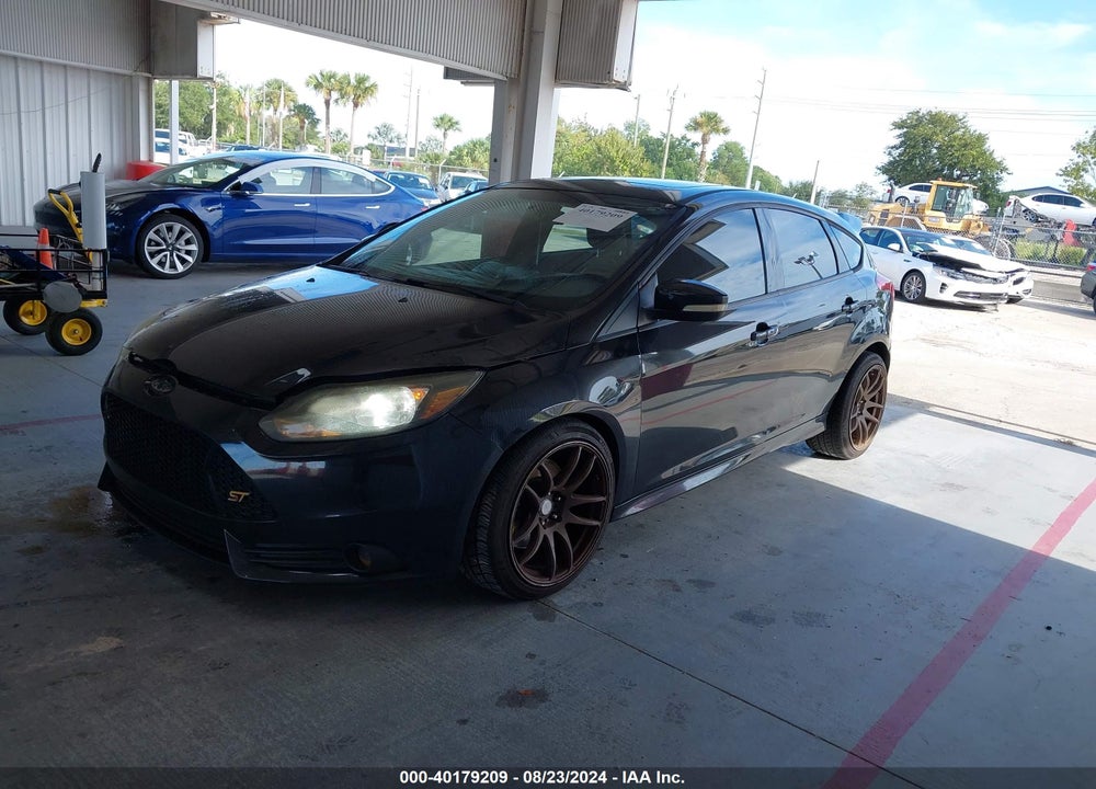 2013 FORD FOCUS ST VIN: 1FADP3L94DL308047