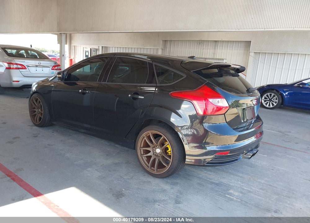 2013 FORD FOCUS ST VIN: 1FADP3L94DL308047