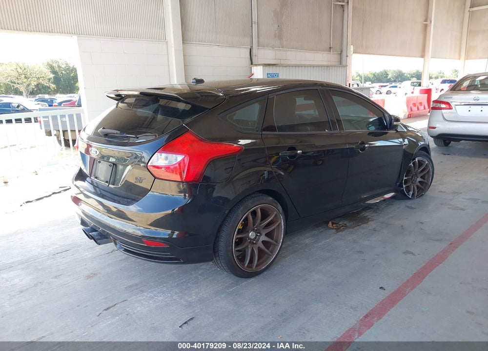 2013 FORD FOCUS ST VIN: 1FADP3L94DL308047