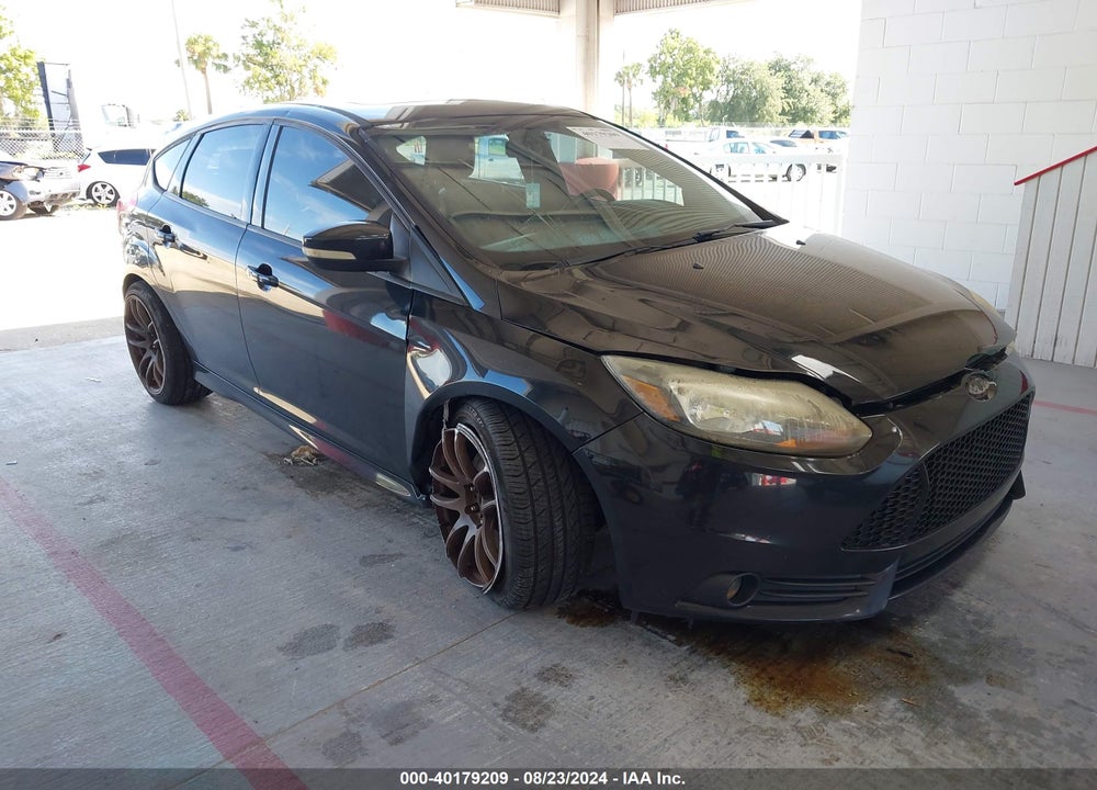 2013 FORD FOCUS ST VIN: 1FADP3L94DL308047