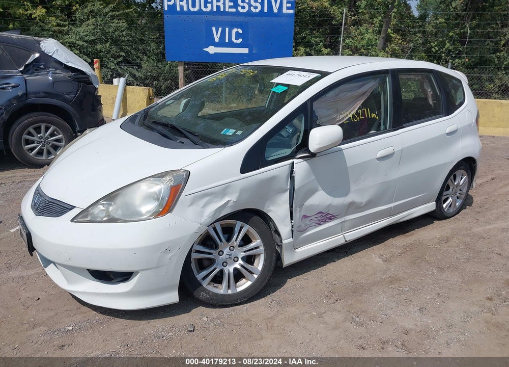 2009 HONDA FIT SPORT VIN: JHMGE88469S021702