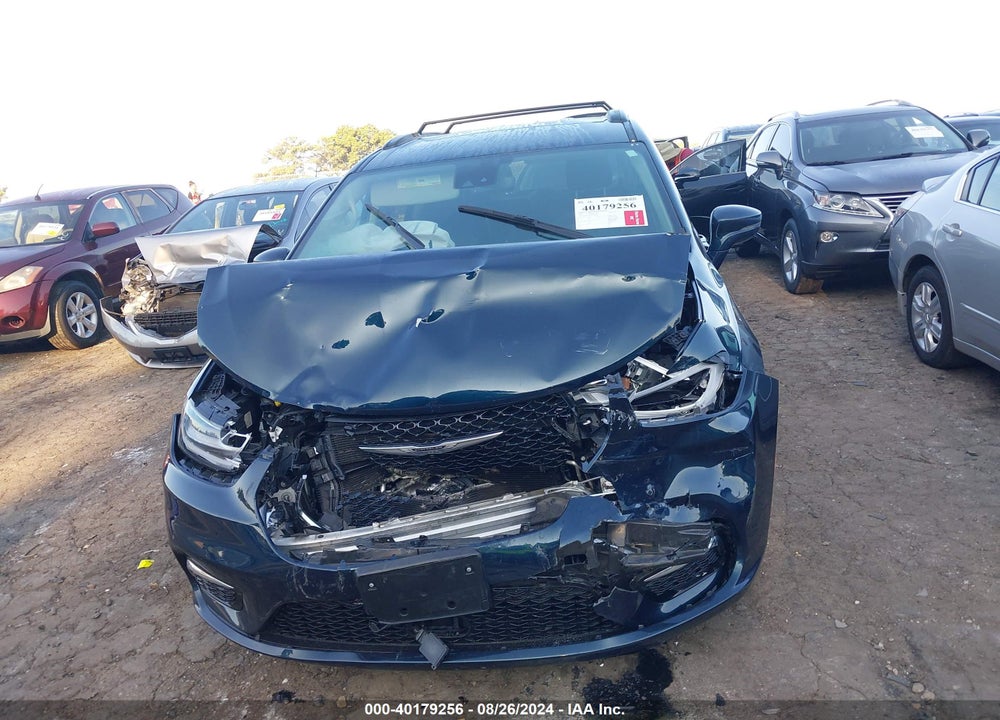 2022 CHRYSLER PACIFICA TOURING L VIN: 2C4RC1BG8NR186480