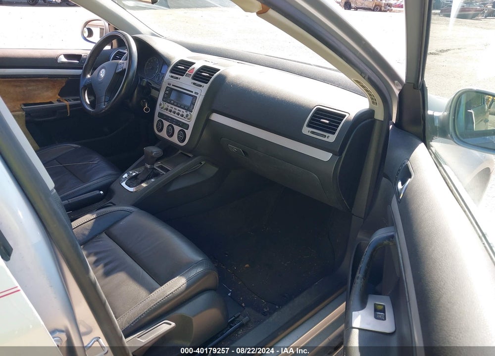 2006 VOLKSWAGEN JETTA 2.5 VIN: 3VWDF81K76M654477