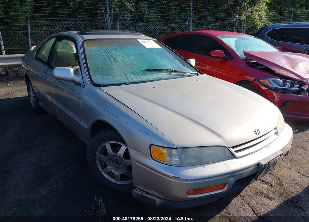 1995 HONDA ACCORD EX VIN: 1HGCD7258SA031224