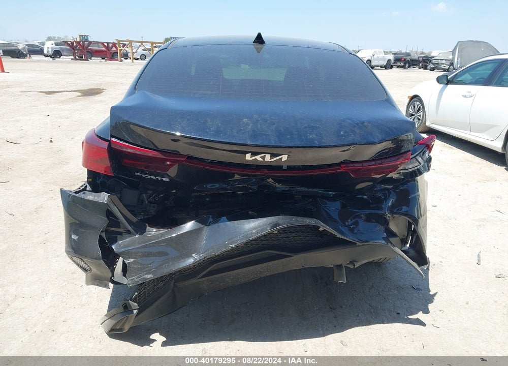 2024 KIA FORTE LXS VIN: 3KPF24AD1RE697602