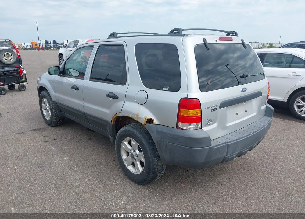 2005 FORD ESCAPE XLT VIN: 1FMYU93195KA35126