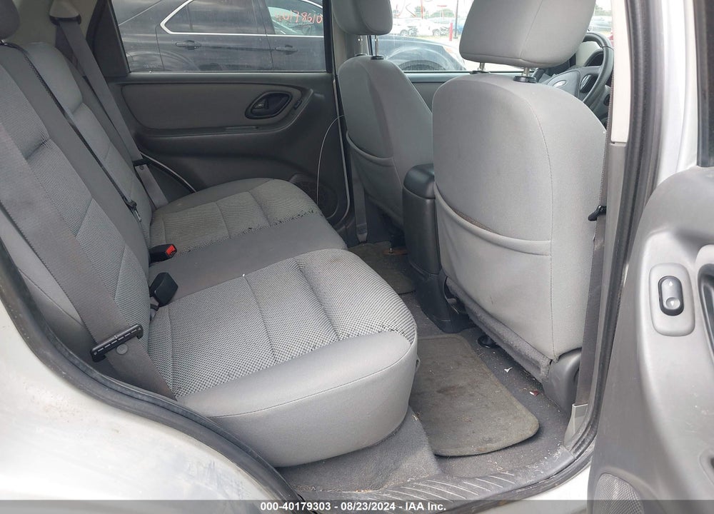 2005 FORD ESCAPE XLT VIN: 1FMYU93195KA35126