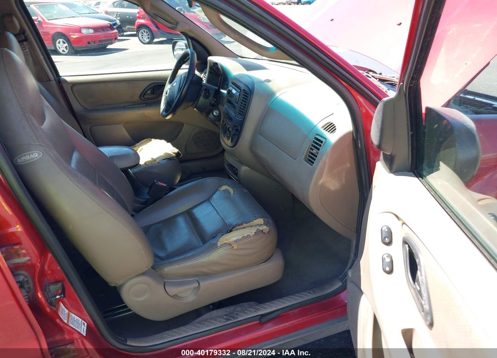 2001 FORD ESCAPE XLT VIN: 1FMCU03111KB11549