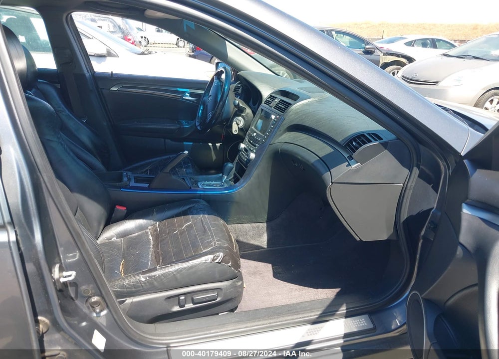 2005 ACURA TL VIN: 19UUA66235A058956