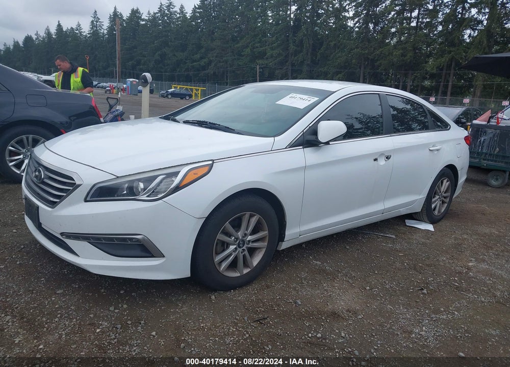 2015 HYUNDAI SONATA SE VIN: 5NPE24AF9FH209789