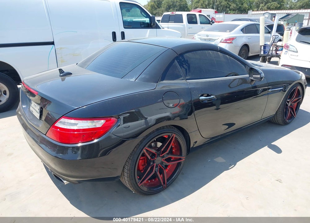 2016 MERCEDES-BENZ SLK 300 VIN: WDDPK3JA1GF121831
