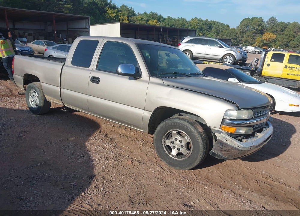 2002 CHEVROLET SILVERADO 1500 LS VIN: 2GCEC19T621127293