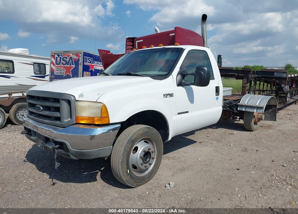 2000 FORD F-550 LARIAT/XL/XLT VIN: 1FDAF56F3YEE31440