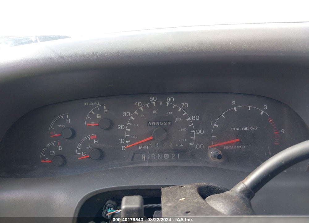 2000 FORD F-550 LARIAT/XL/XLT VIN: 1FDAF56F3YEE31440