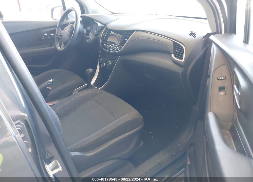 2019 CHEVROLET TRAX LS VIN: 3GNCJKSB9KL212610
