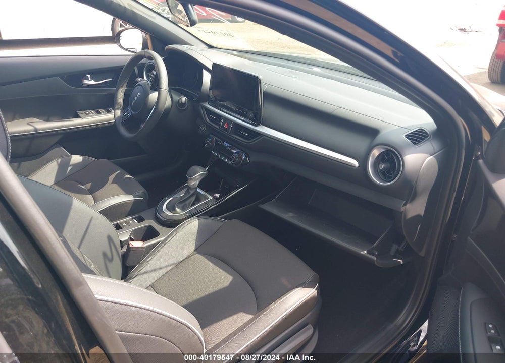 2024 KIA FORTE GT LINE VIN: 3KPF54ADXRE782087