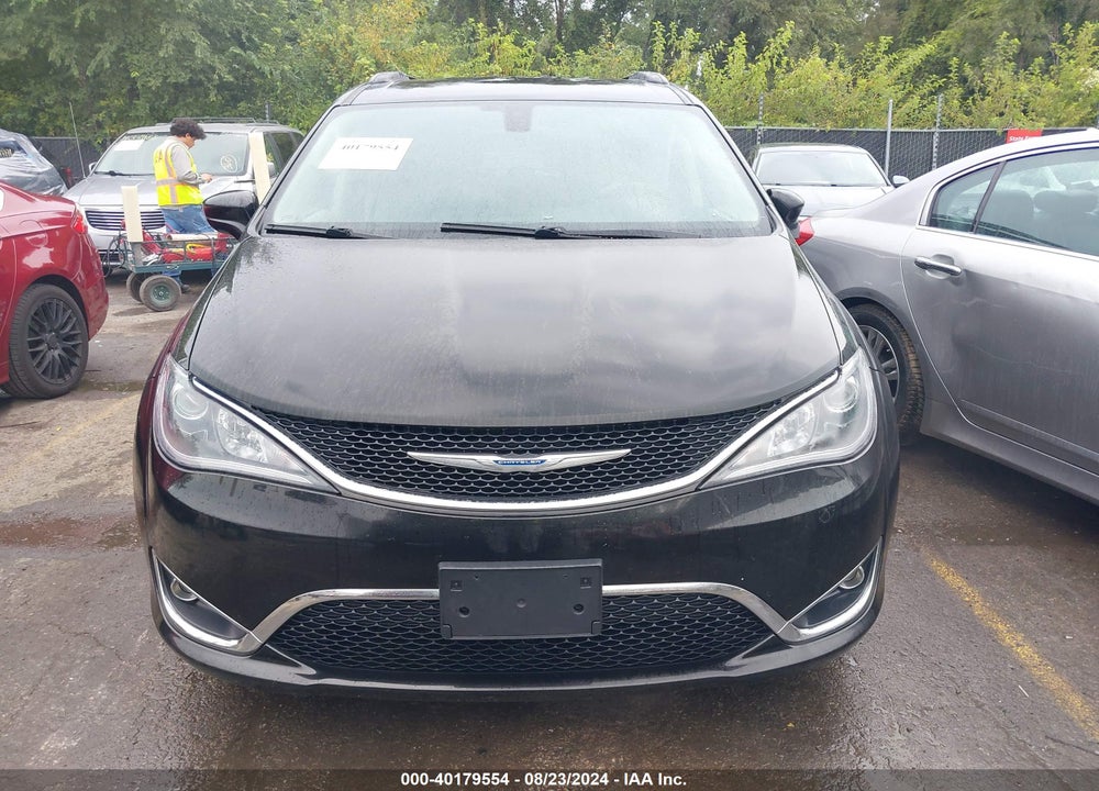2017 CHRYSLER PACIFICA TOURING L VIN: 2C4RC1BG8HR777090
