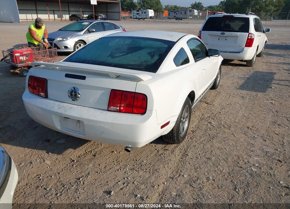 2005 FORD MUSTANG V6 DELUXE/V6 PREMIUM VIN: 1ZVFT80N555120637