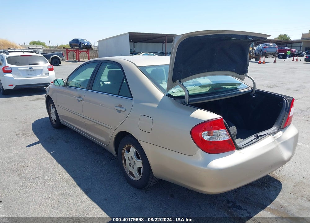 2002 TOYOTA CAMRY LE V6 VIN: 4T1BF30K32U032555