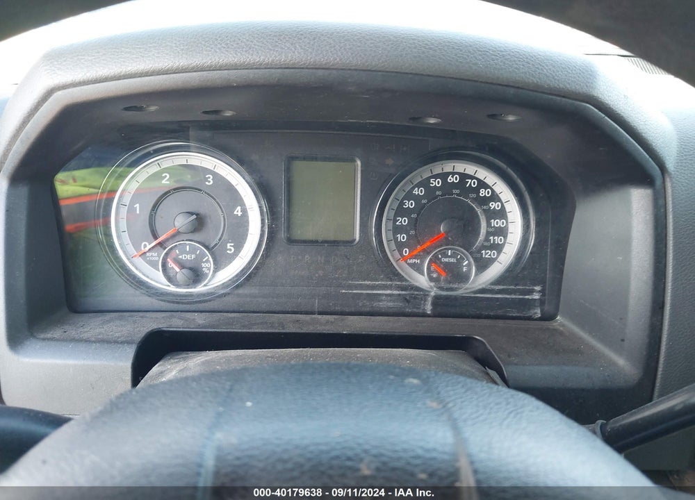 2017 RAM 3500 TRADESMAN  4X4 8' BOX VIN: 3C63RRGL0HG786078