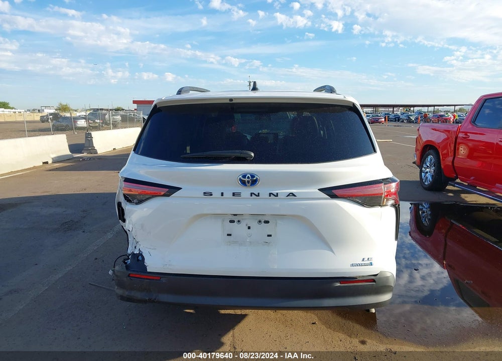 2021 TOYOTA SIENNA LE VIN: 5TDKRKECXMS003973