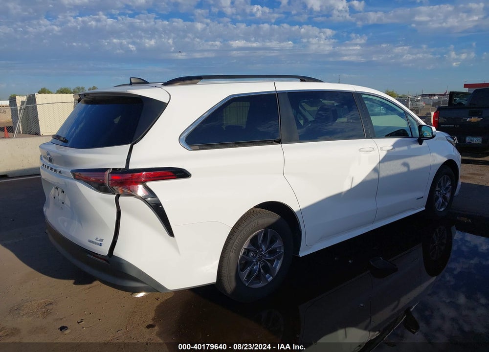 2021 TOYOTA SIENNA LE VIN: 5TDKRKECXMS003973