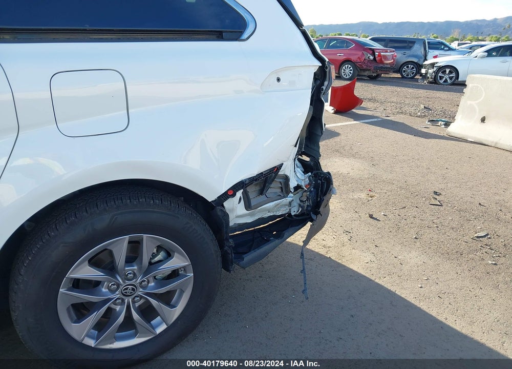 2021 TOYOTA SIENNA LE VIN: 5TDKRKECXMS003973