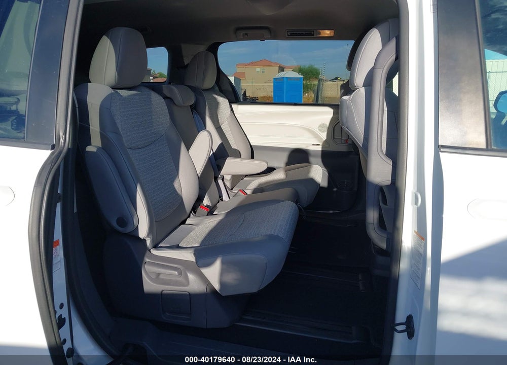 2021 TOYOTA SIENNA LE VIN: 5TDKRKECXMS003973