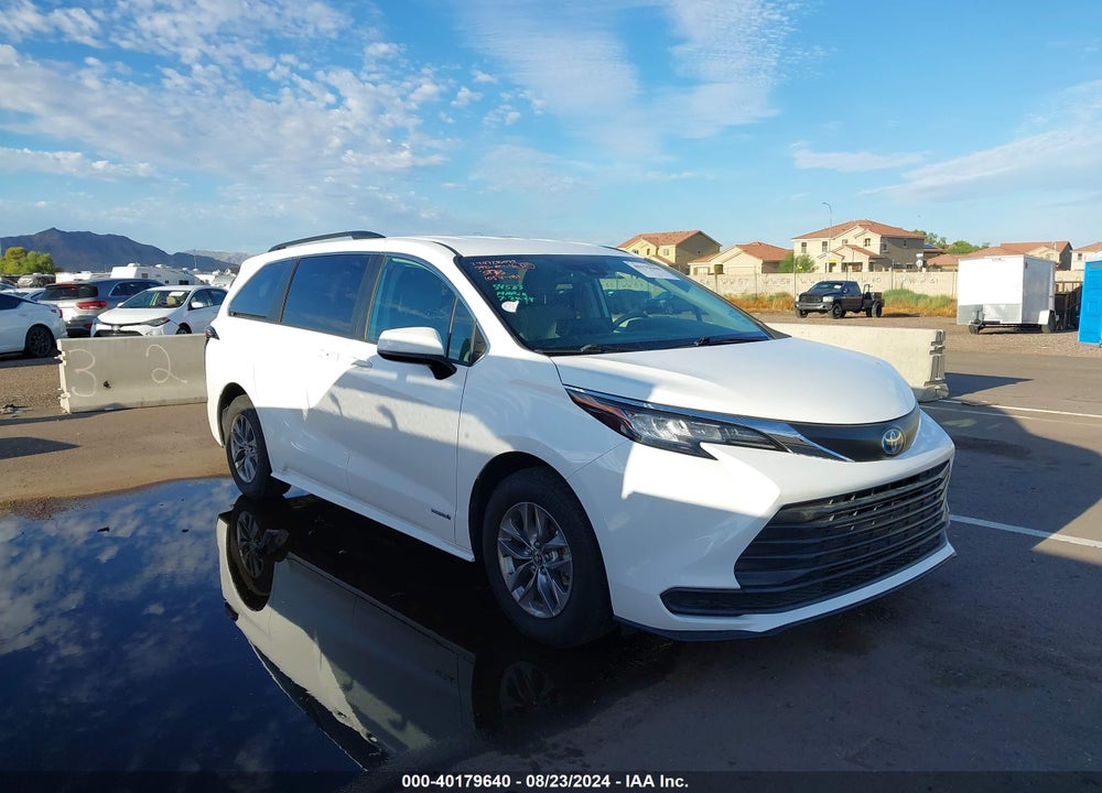 2021 TOYOTA SIENNA LE VIN: 5TDKRKECXMS003973