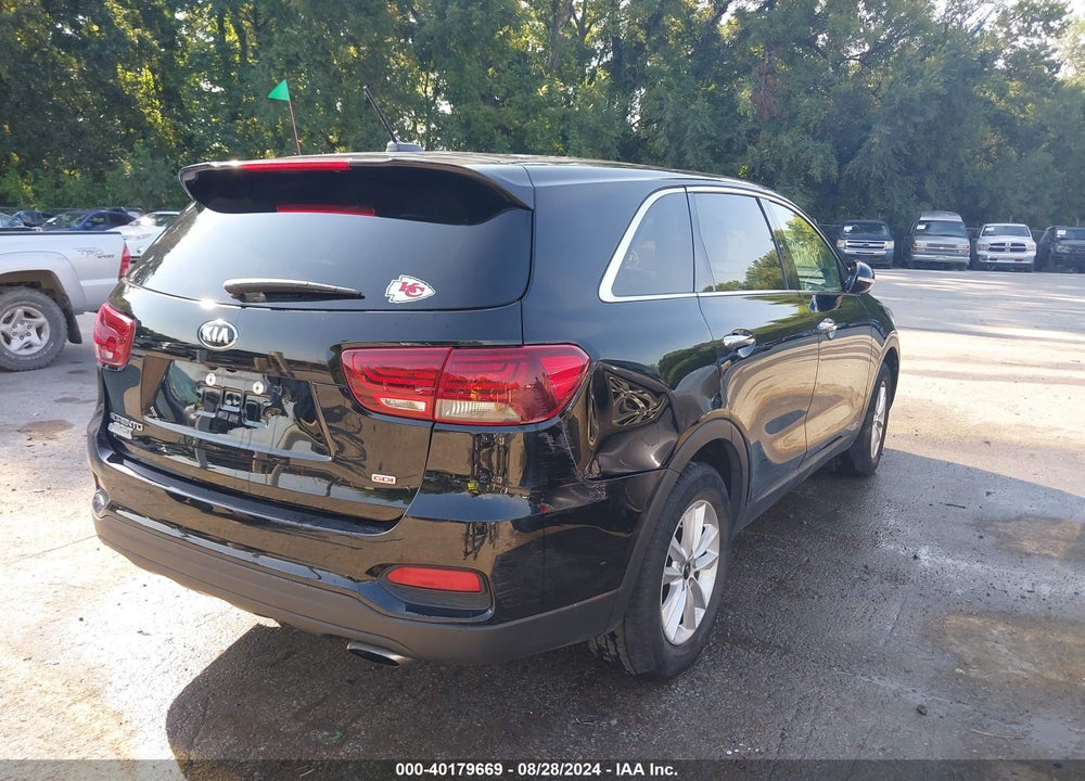 2019 KIA SORENTO 2.4L LX VIN: 5XYPGDA31KG466155