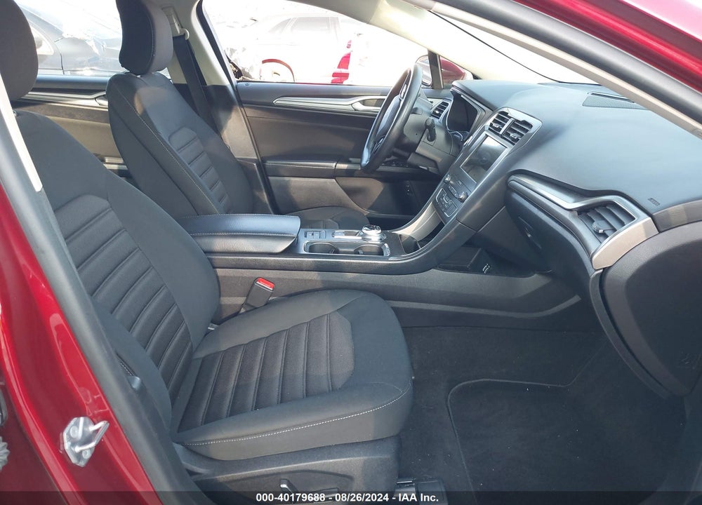 2019 FORD FUSION HYBRID SE VIN: 3FA6P0LUXKR226768