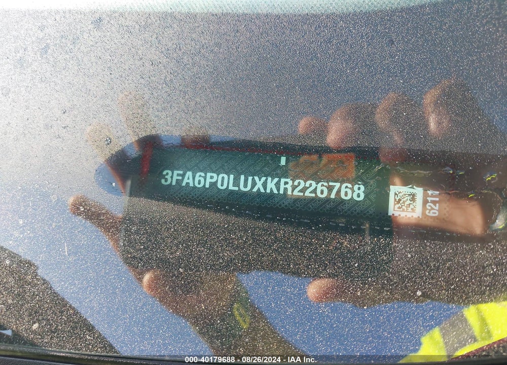 2019 FORD FUSION HYBRID SE VIN: 3FA6P0LUXKR226768