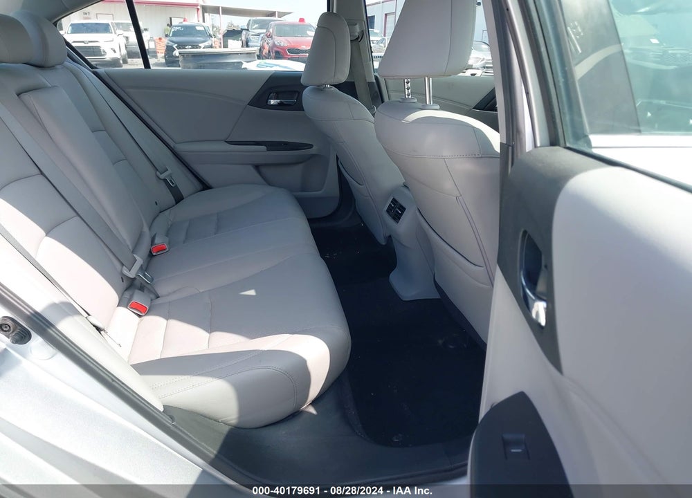 2015 HONDA ACCORD EX-L VIN: 1HGCR2F83FA168215