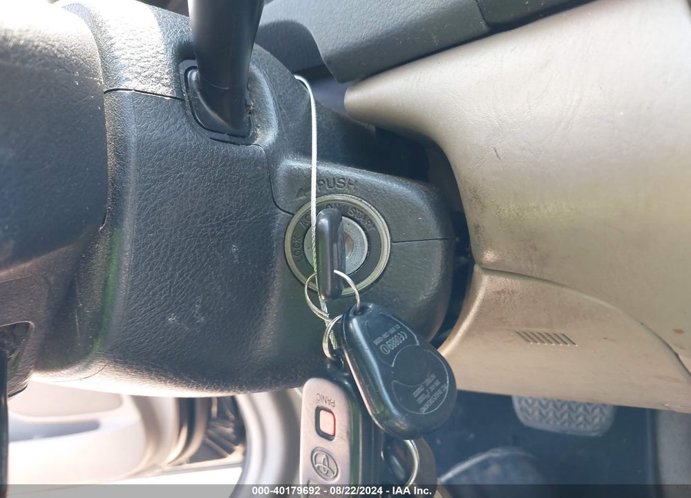 2005 TOYOTA CAMRY SE VIN: 4T1BE32K05U432206