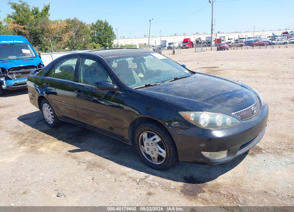 2005 TOYOTA CAMRY SE VIN: 4T1BE32K05U432206