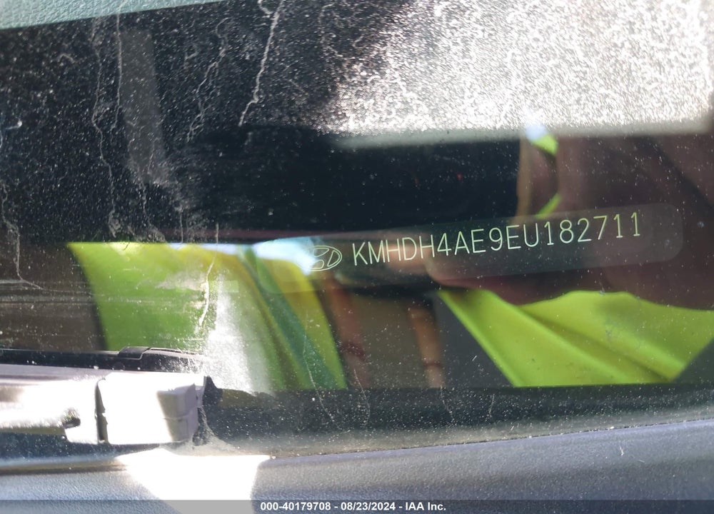 2014 HYUNDAI ELANTRA LIMITED VIN: KMHDH4AE9EU182711