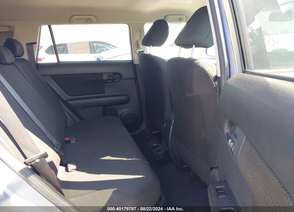 2010 SCION XB VIN: JTLZE4FE6A1102289