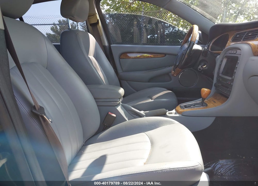 2004 JAGUAR X-TYPE 3.0 VIN: SAJEA51C74WD81264