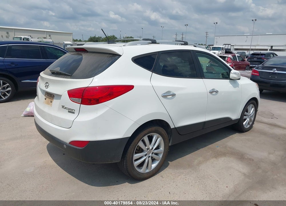 2013 HYUNDAI TUCSON LIMITED VIN: KM8JU3AC2DU714841