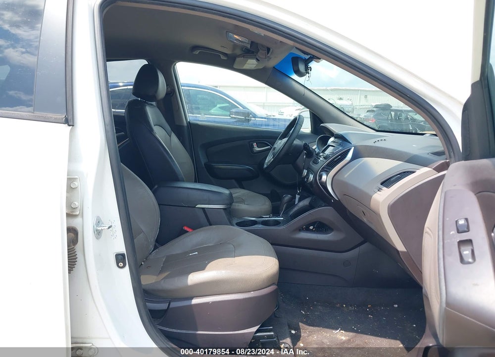 2013 HYUNDAI TUCSON LIMITED VIN: KM8JU3AC2DU714841