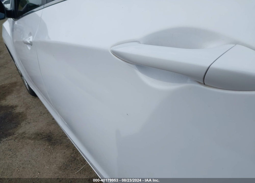 2016 HYUNDAI ELANTRA GT VIN: KMHD35LH2GU255092