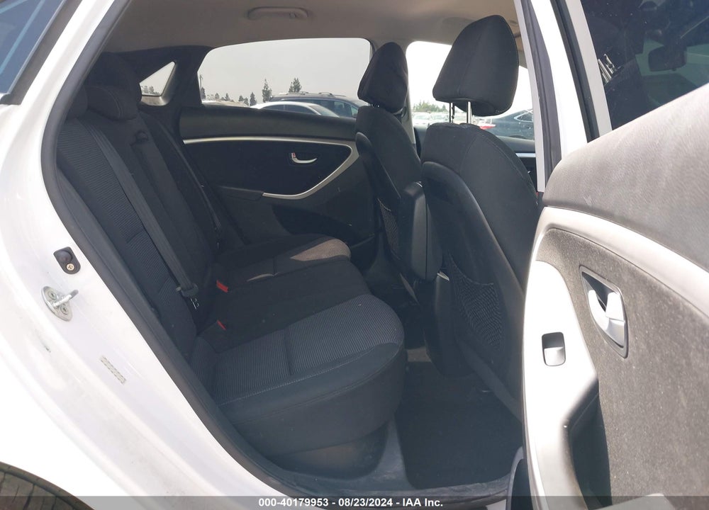 2016 HYUNDAI ELANTRA GT VIN: KMHD35LH2GU255092