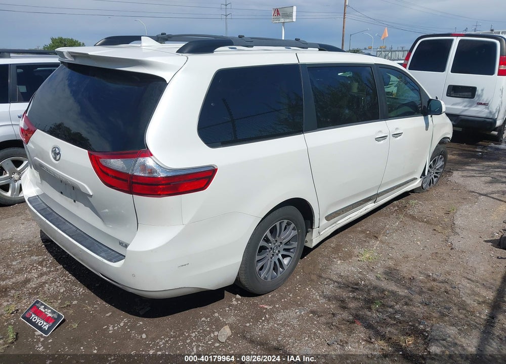 2018 TOYOTA SIENNA VIN: 5TDYZ3DC0JS928646