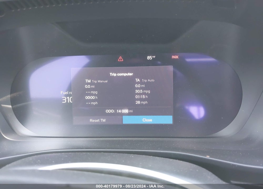 2024 VOLVO XC40 B5 PLUS BRIGHT THEME VIN: YV4L12UE3R2248561
