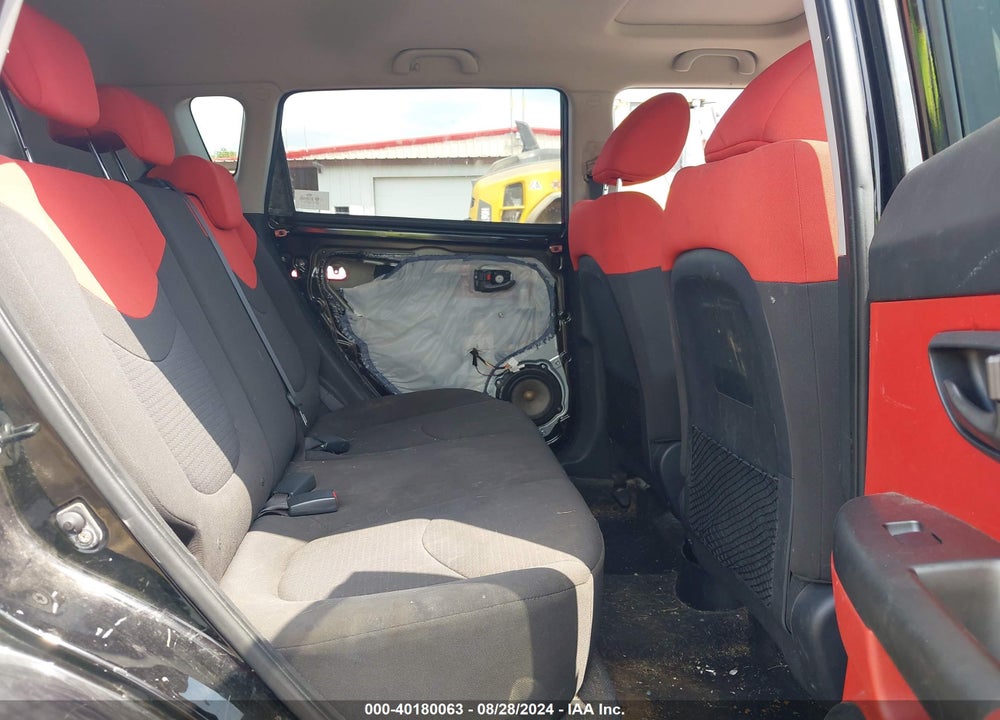 2010 KIA SOUL VIN: KNDJT2A20A7045410