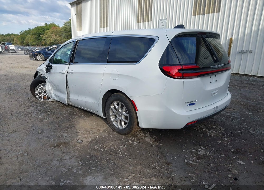 2024 CHRYSLER PACIFICA TOURING VIN: 2C4RC1FG5RR122638