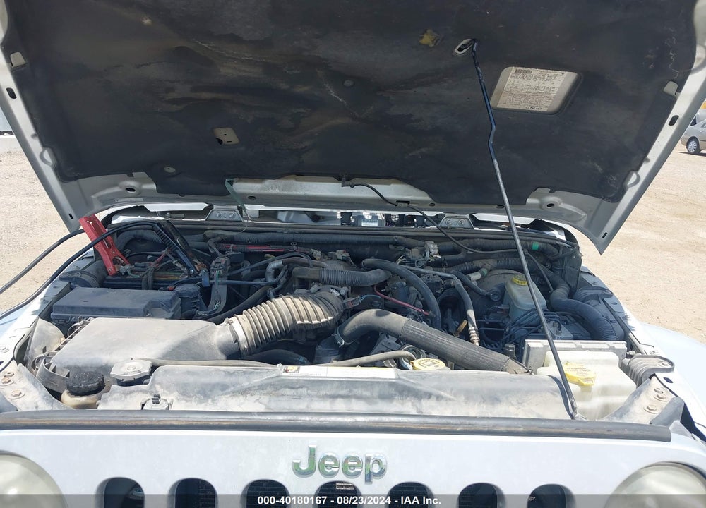 2007 JEEP WRANGLER UNLIMITED SAHARA VIN: 1J4GB59137L142136